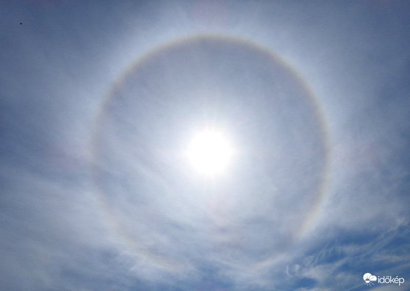 Délutáni HALO-jelenség :)