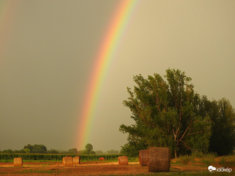 Ma esti dupla szivárvány kis részlete :)