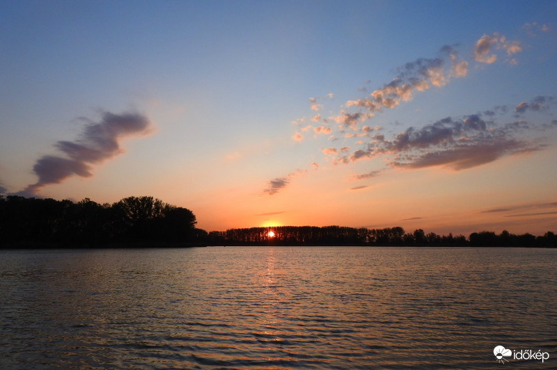 Szeles naplemente :)