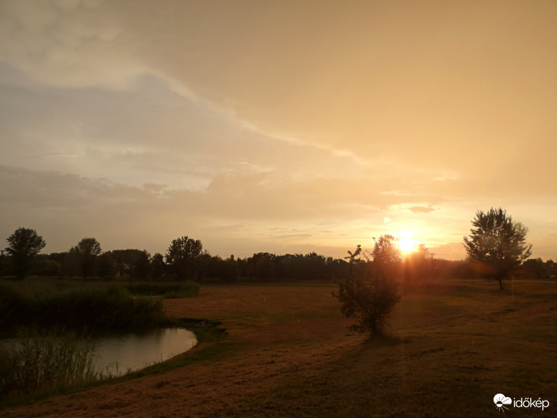 Mai zivataros naplemente :)