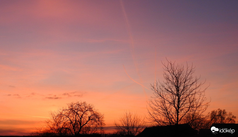 Rózsaszín hajnal :)