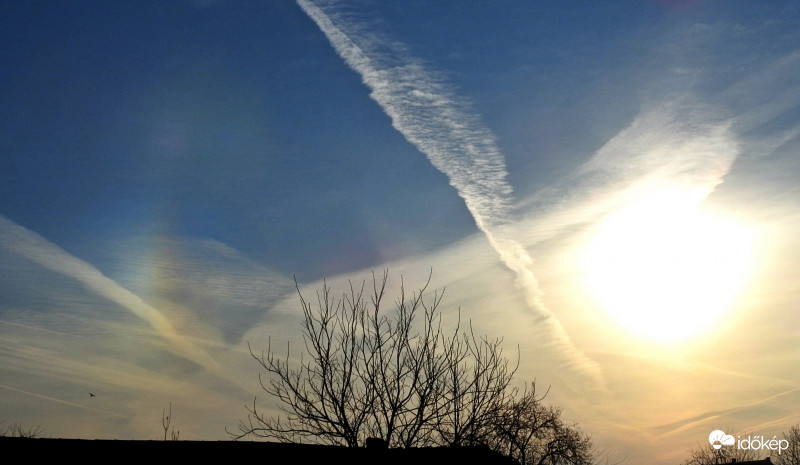Bal oldali melléknap 8:55-kor :)
