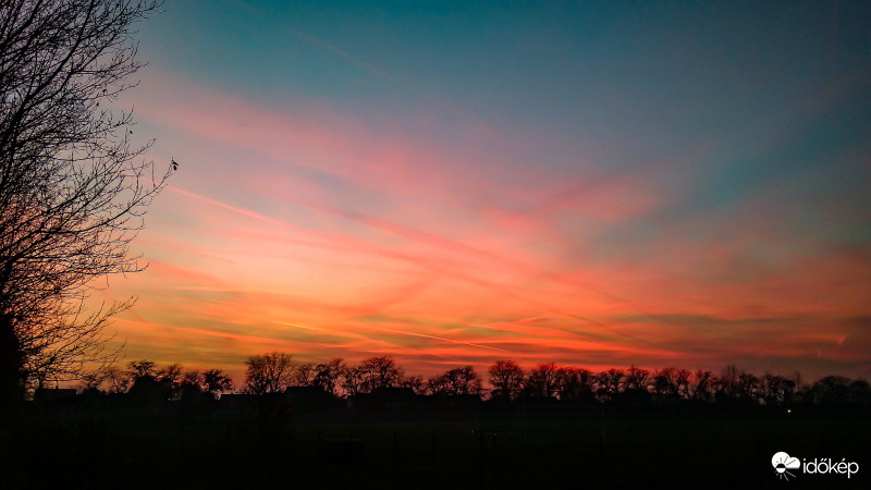 Tárnok 11.07 Alkony