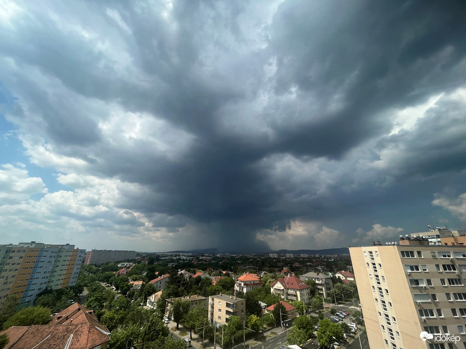 Budapest 11:45