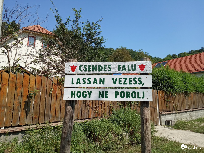 Csendes falu :)