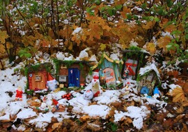 behavazódtak a manóházak is