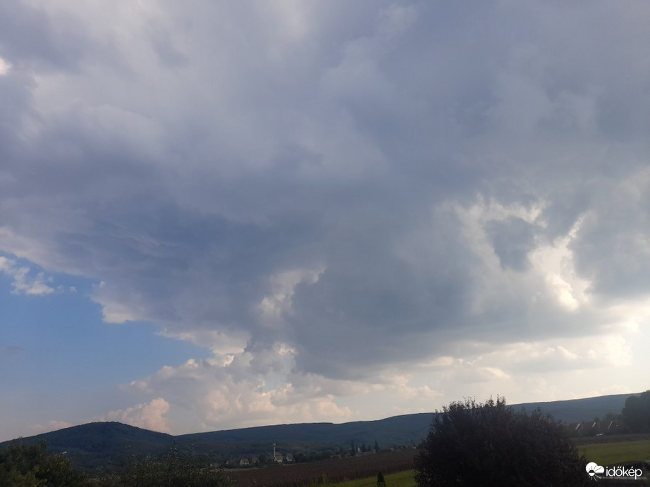 Romhány