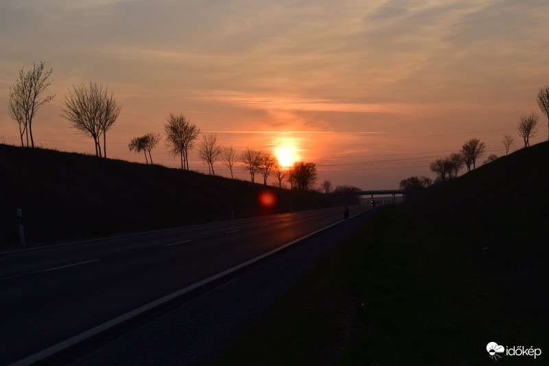 Naplemente a 61-es úton