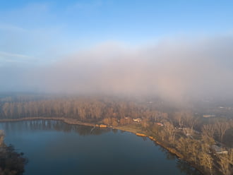 A kilyukadt ködréteg