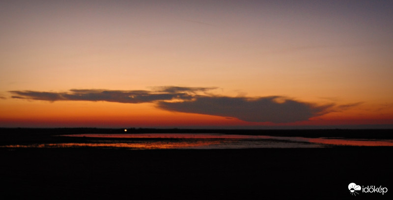 Zivatar a távolban?