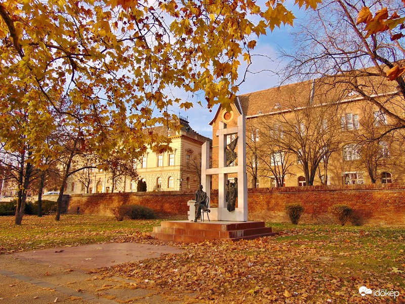 Novemberi ősz