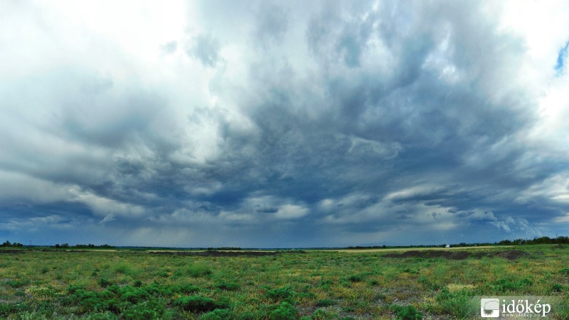 Késő délutáni front