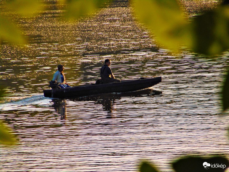 Tiszavirágzásra várva