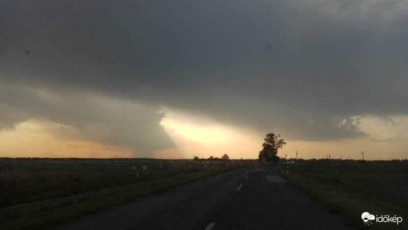 A szegedi zivatar Makóról