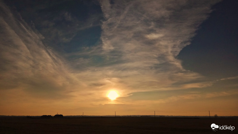 December első napnyugtája