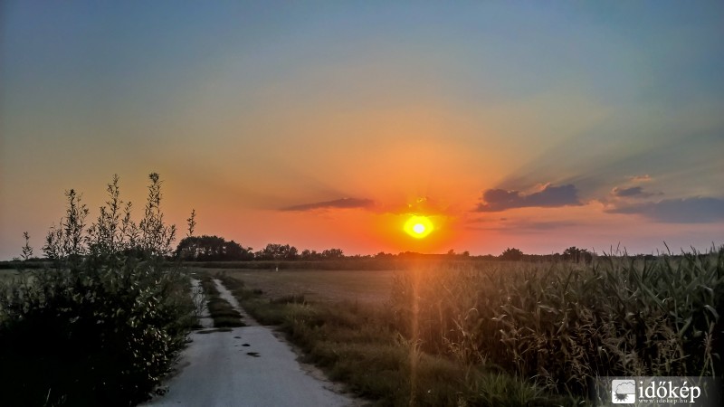 Naplemente Dunapataj közelében