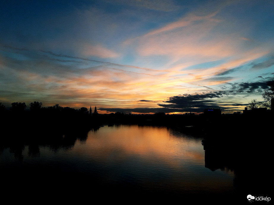 Naplemente Szegeden.