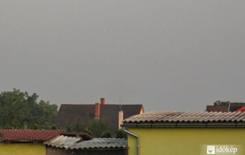 Úgy néz ki valakinek nem elég a kinti hőmérséklet