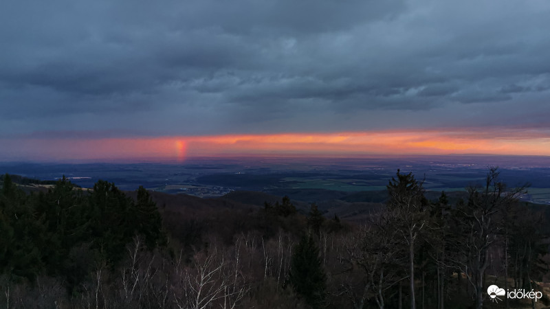Írott-kő kilátó 