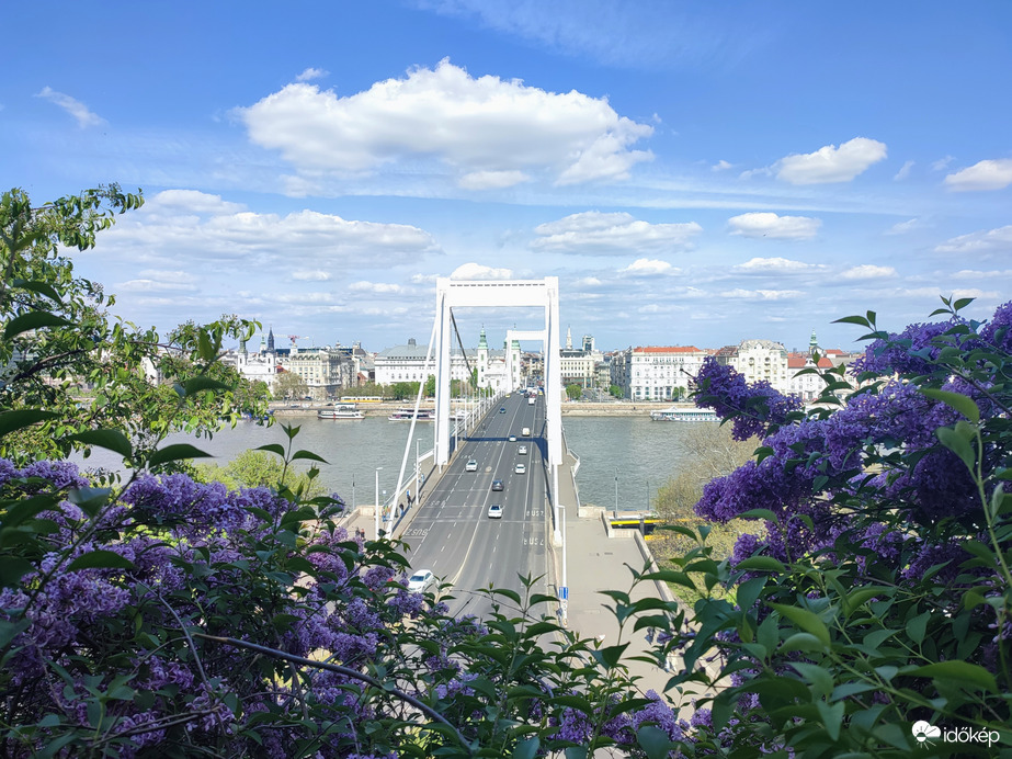 Kilátás a Gellért-hegyről 