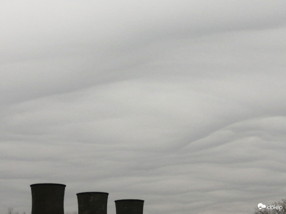 Paplanok Miskolc felett