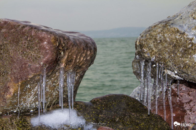 Jégcsapok a Balaton parton