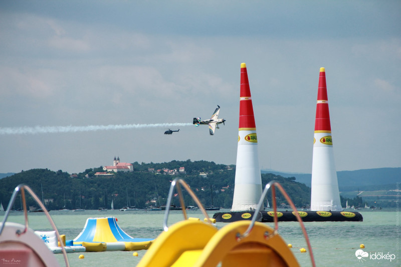 Légi forgalom a Balaton felett