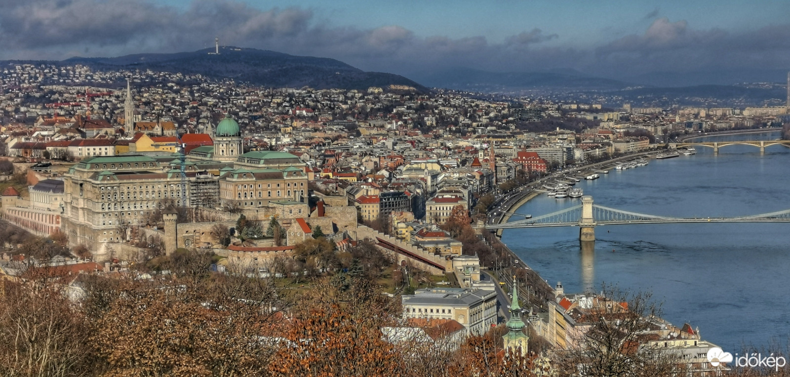Budapest látképe a Citadellából