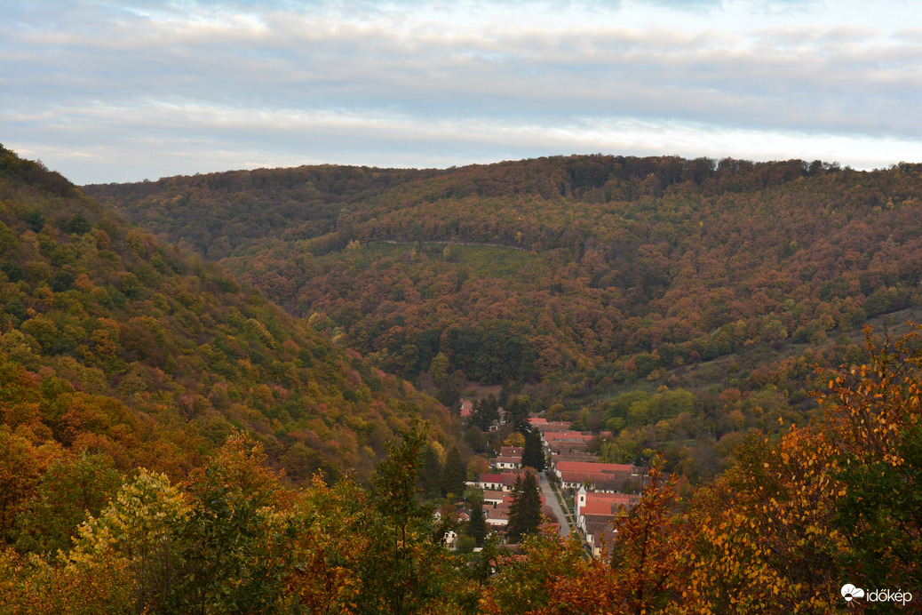 Óbánya és környéke őszi színekben