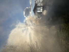 A füst is rejteget szépségeket