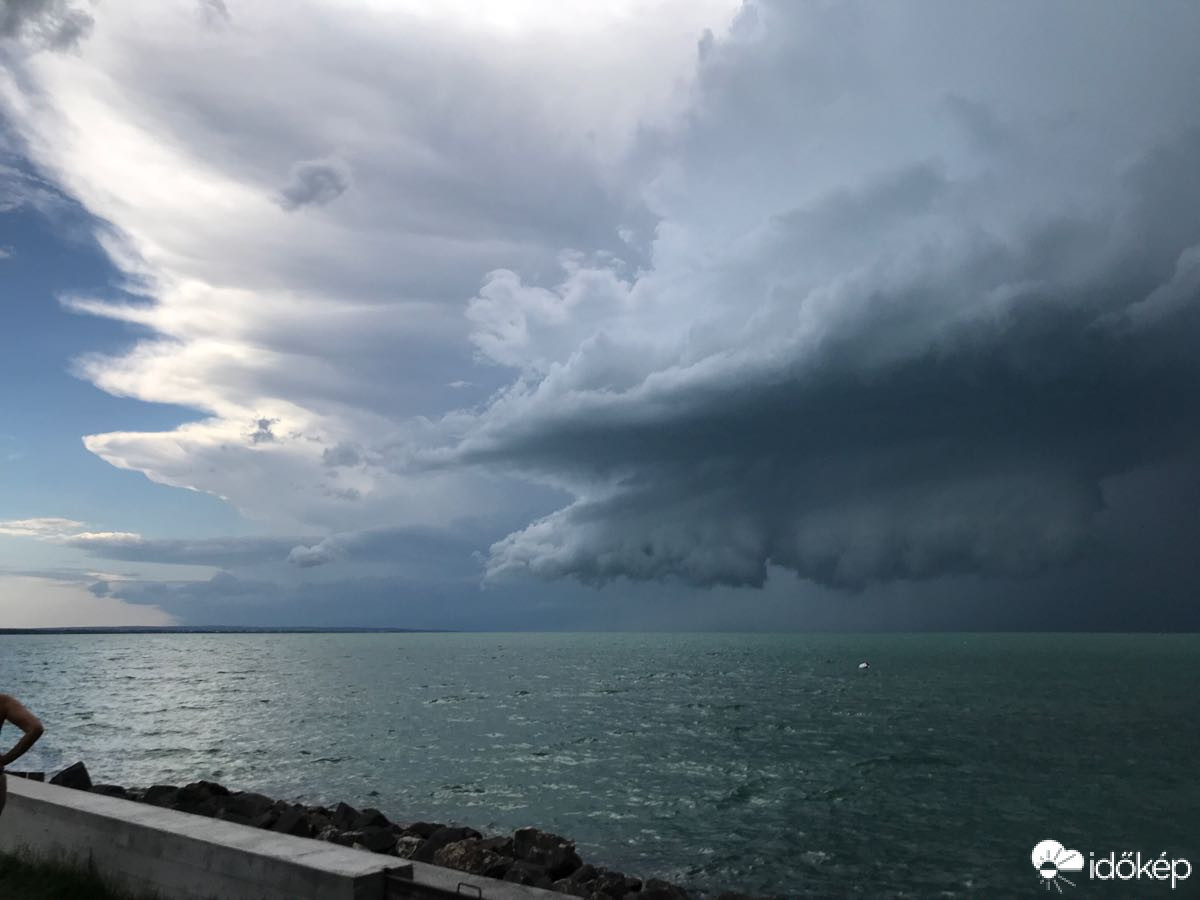 Balatonaliga