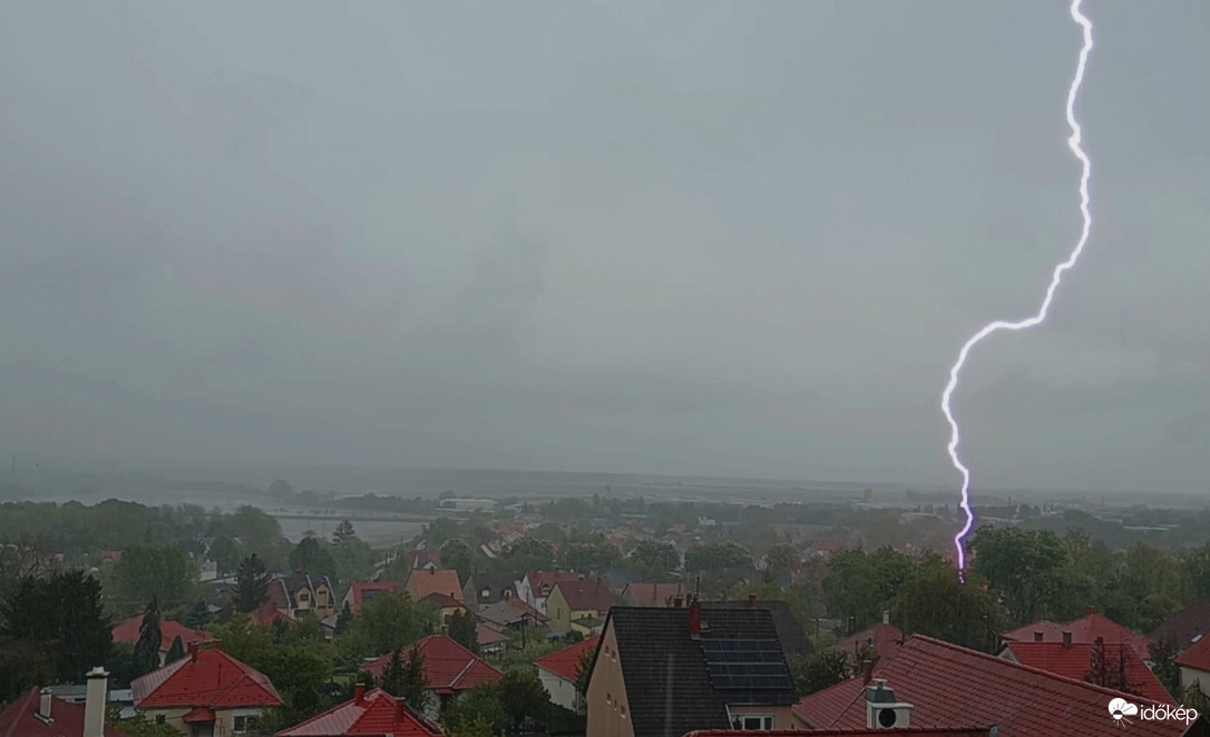 Közel volt