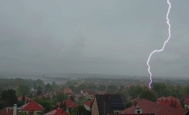Közel volt