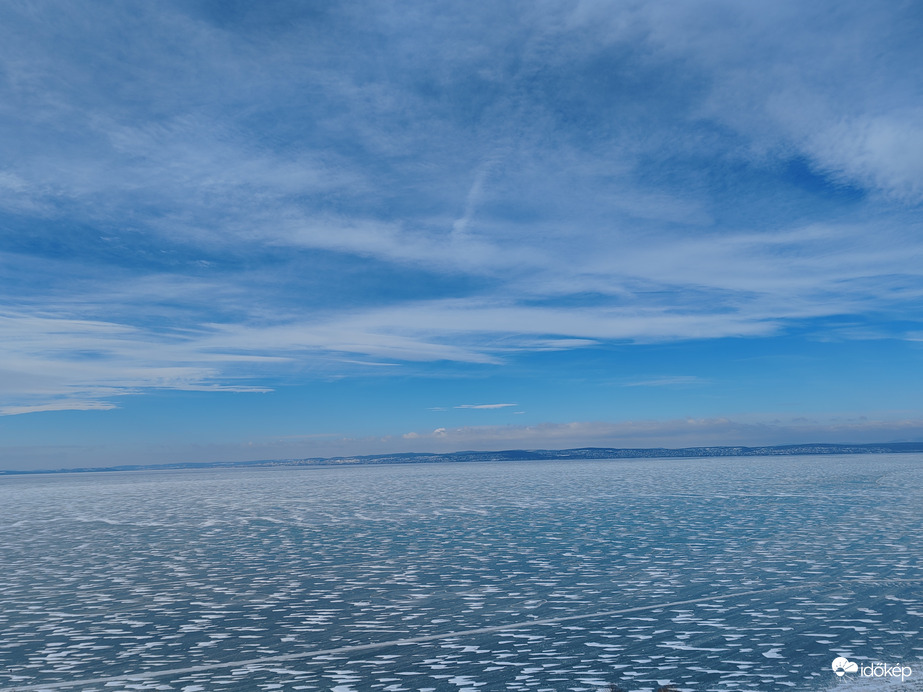 Balatonaligai magasparti panoráma
