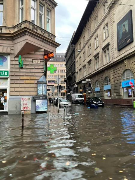 Simon Tünde fotója