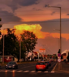 Valami készülőben