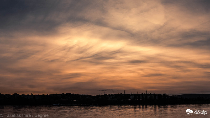 Budapesti naplemente