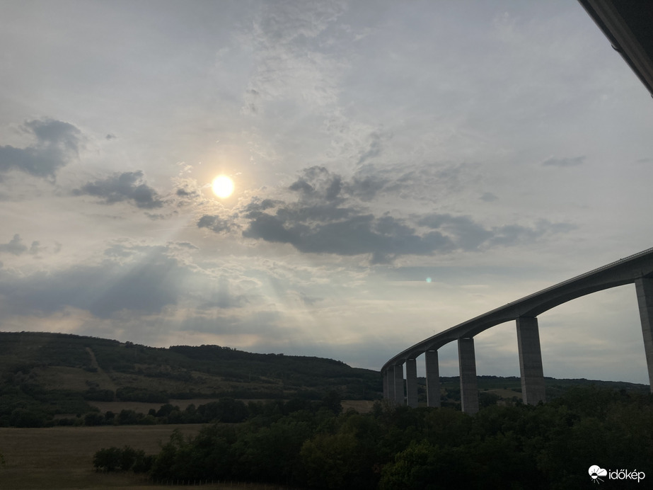 Völgyhíd