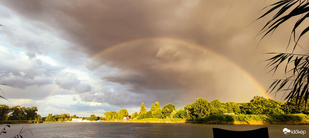 Szelidi-tó over the rainbow