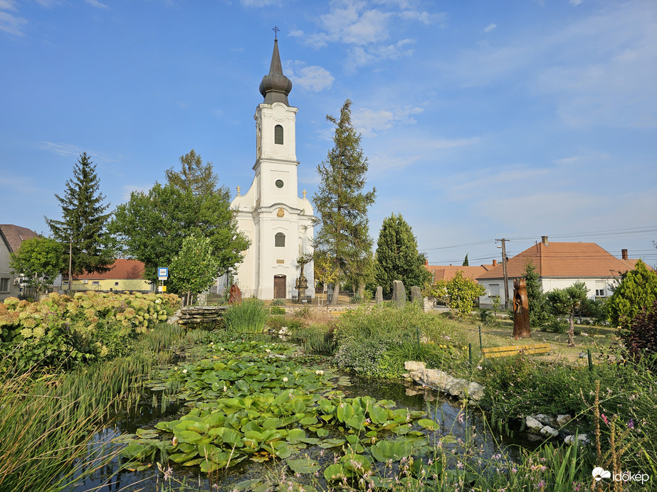 Zalahalápi templom és szoborpark