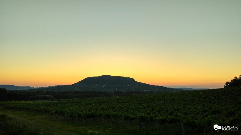 Gyurika alkonyati fényekben