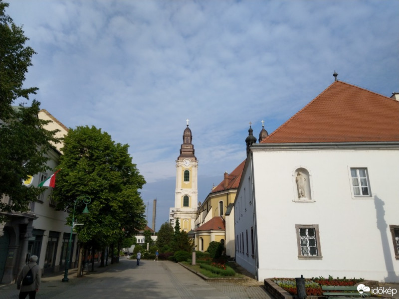 Gyöngyös