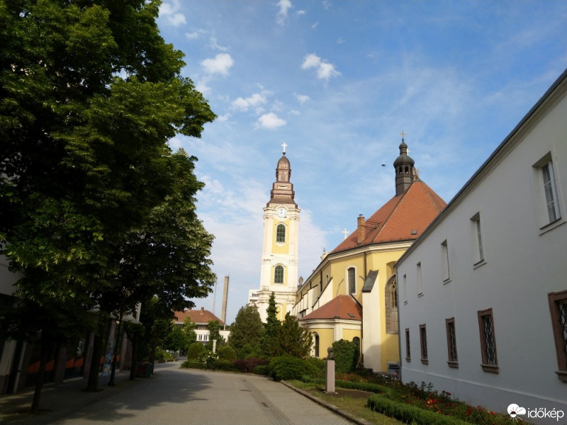Gyöngyös