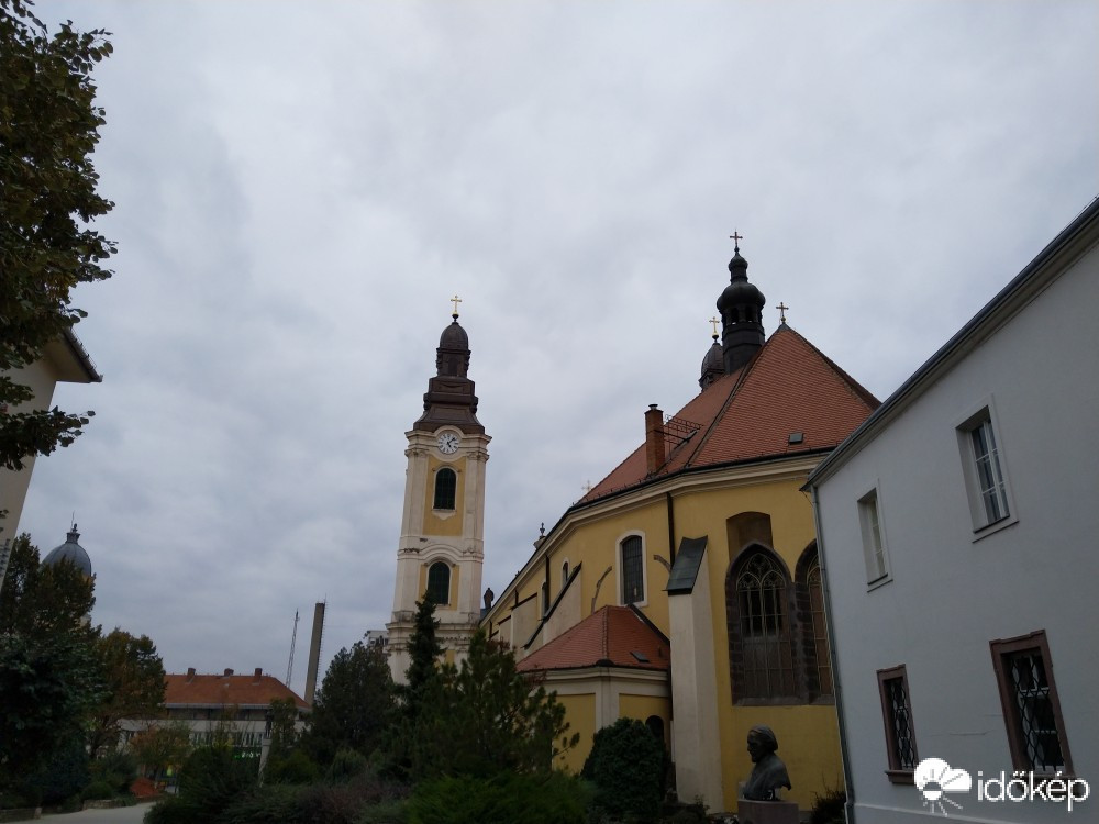 Gyöngyös
