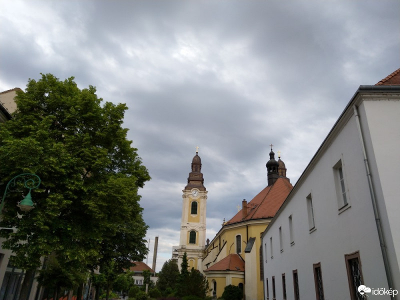 Gyöngyös
