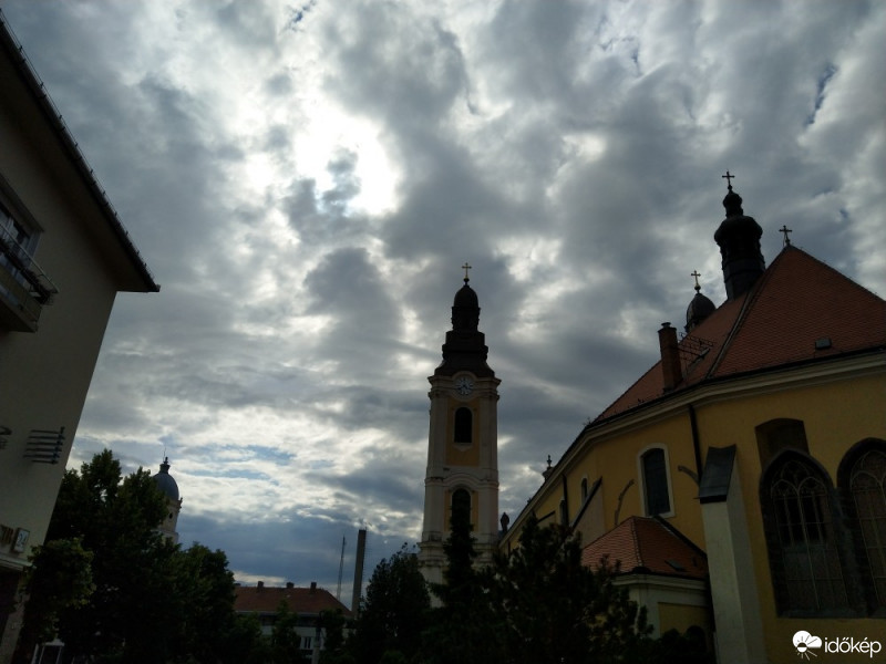 Gyöngyös