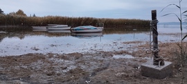 Balatonfenyvesi apadás