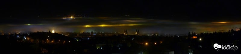 leszáll a köd Pécsre