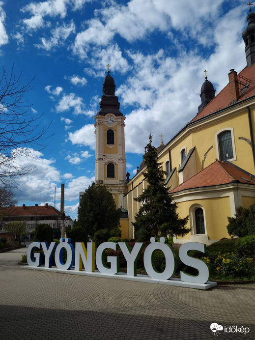 Gyöngyös