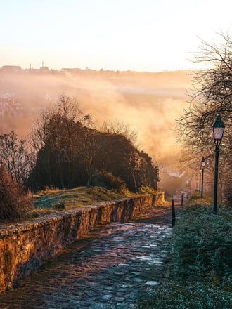 Reggeli köd és a nap találkozása Veszprémben.